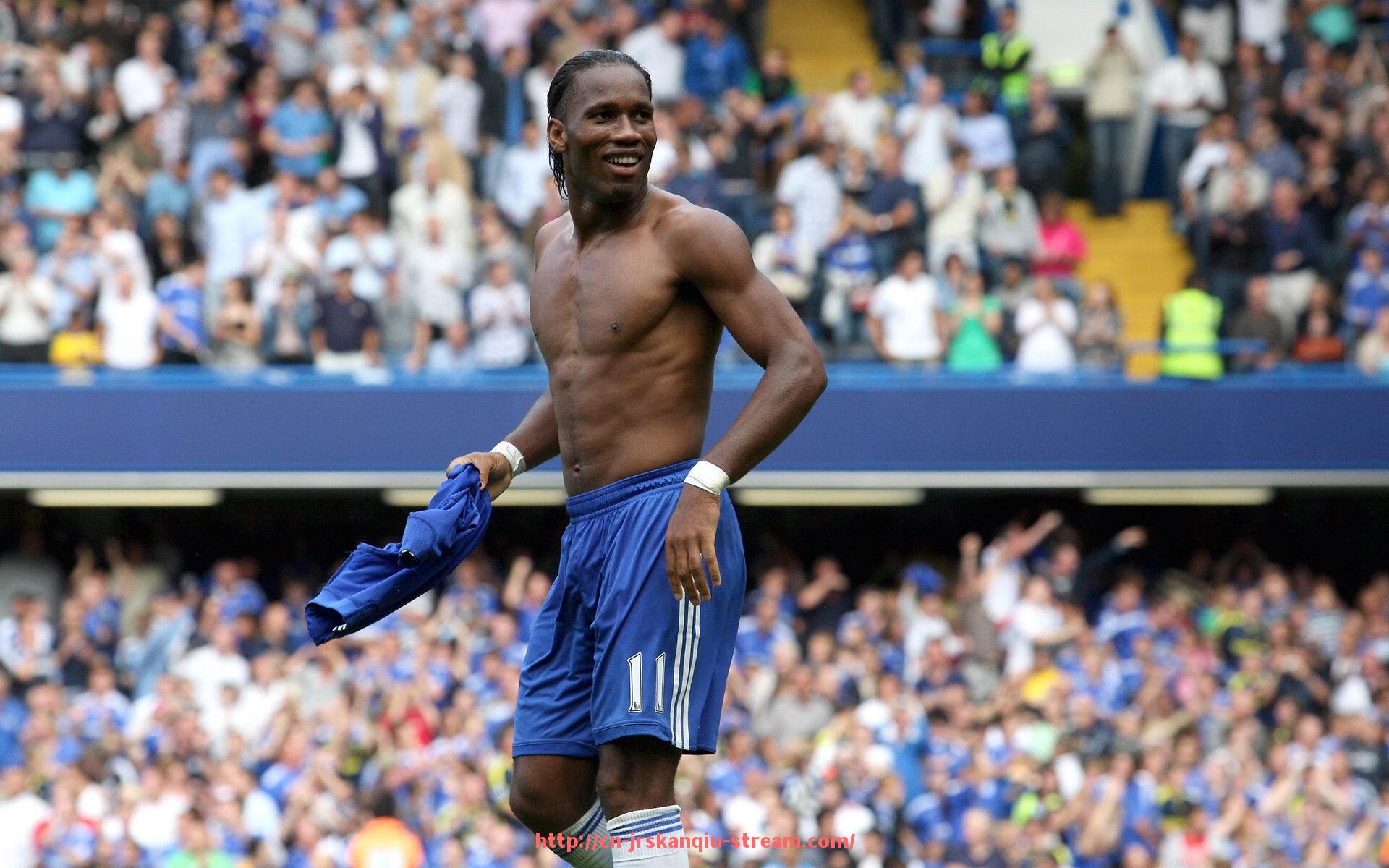 JRS低调看球-健身器材拉水训练法及其对肌肉塑形的积极影响