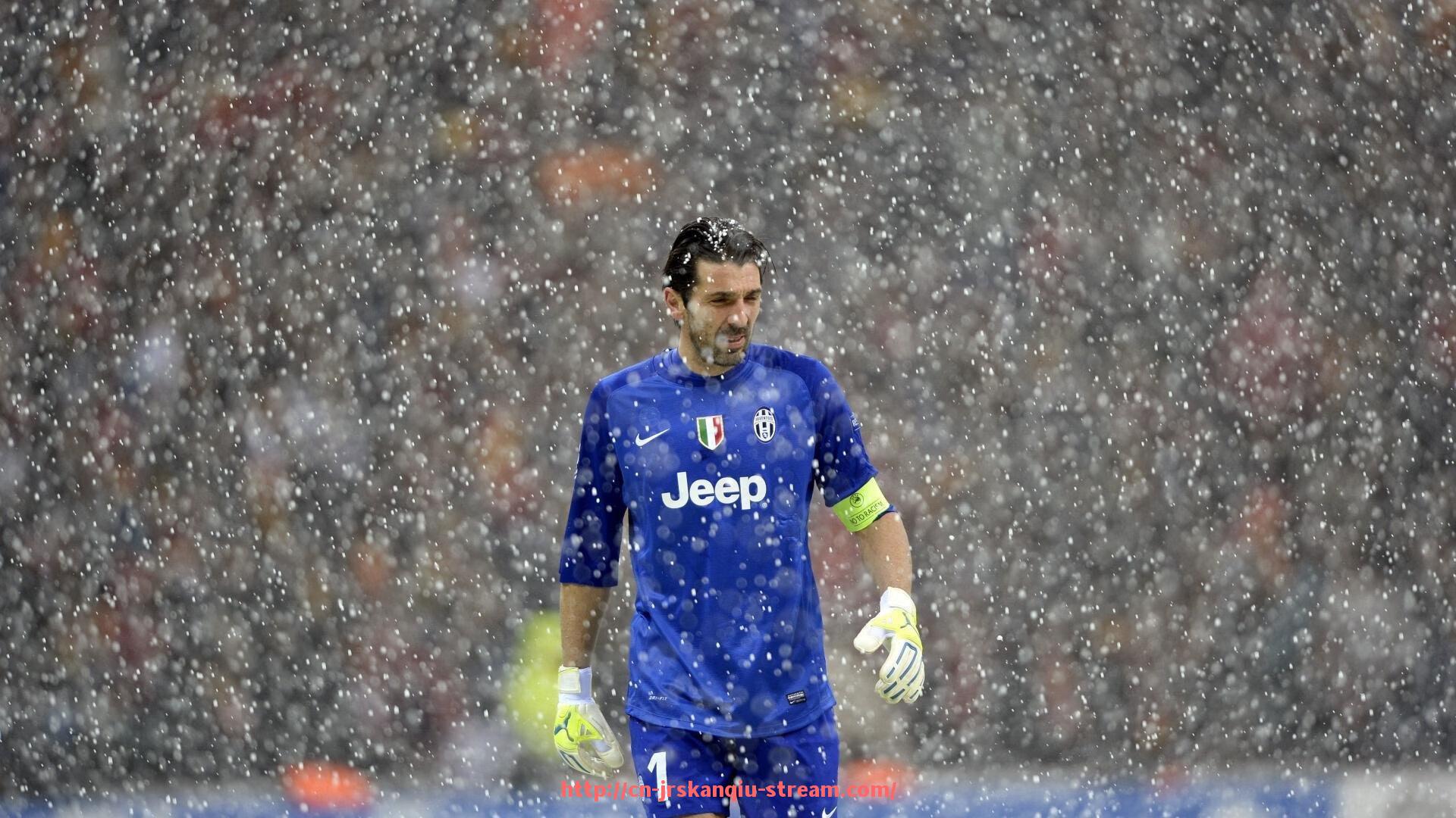 JRS低调看球-曼联伤病名单更新，影响世俱杯阵容完整性的因素分析